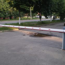 Шлагбаум с лампой