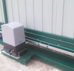 privod-an-motors-dlya-otkatnyx-vorot