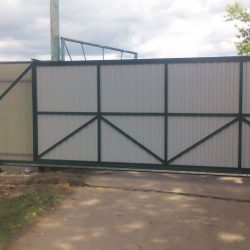 Ворота сдвижные RAL 6005 с автоматикой
