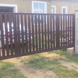 Ворота автоматические сдвижные из евроштакетника