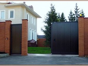 Откатные и секционные ворота под ключ